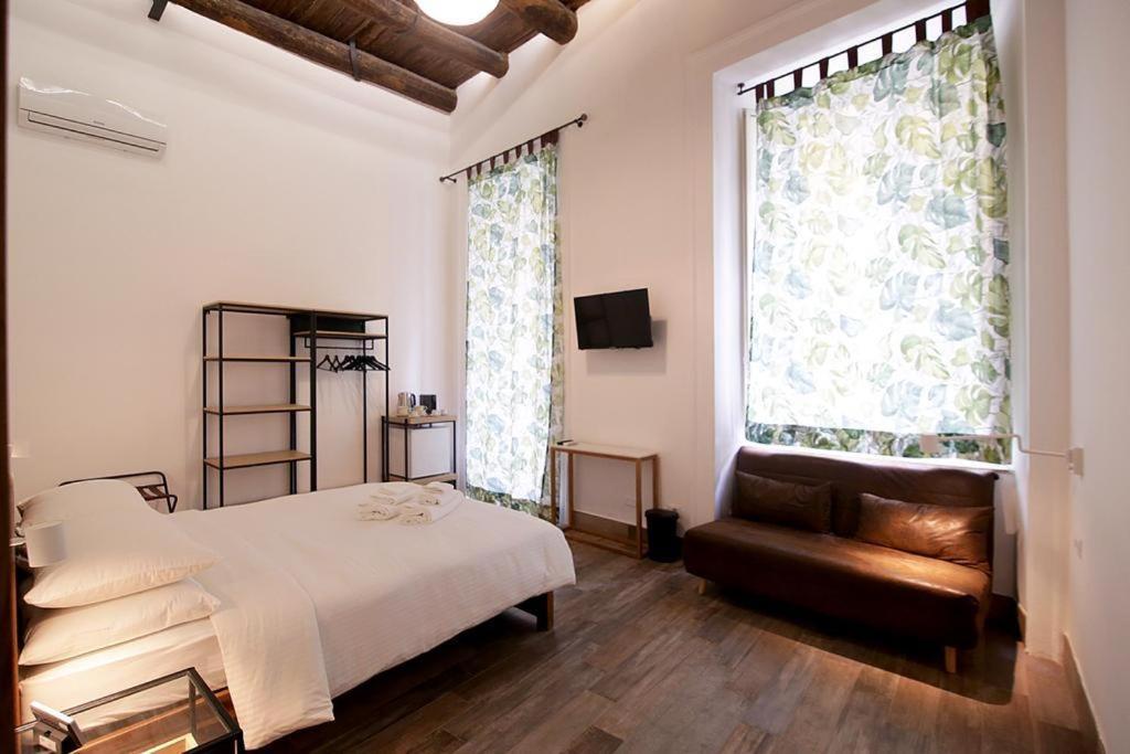 Antica Residenza Fusco Hotel Napoli Bagian luar foto