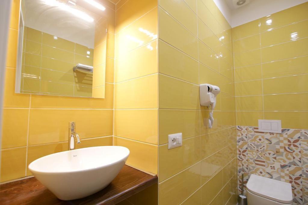 Antica Residenza Fusco Hotel Napoli Bagian luar foto